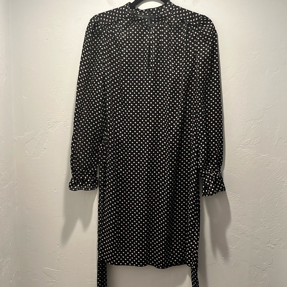 Marc Jacobs 100 % Silk sheer dress Women’s Size 6 - Picture 1 of 16
